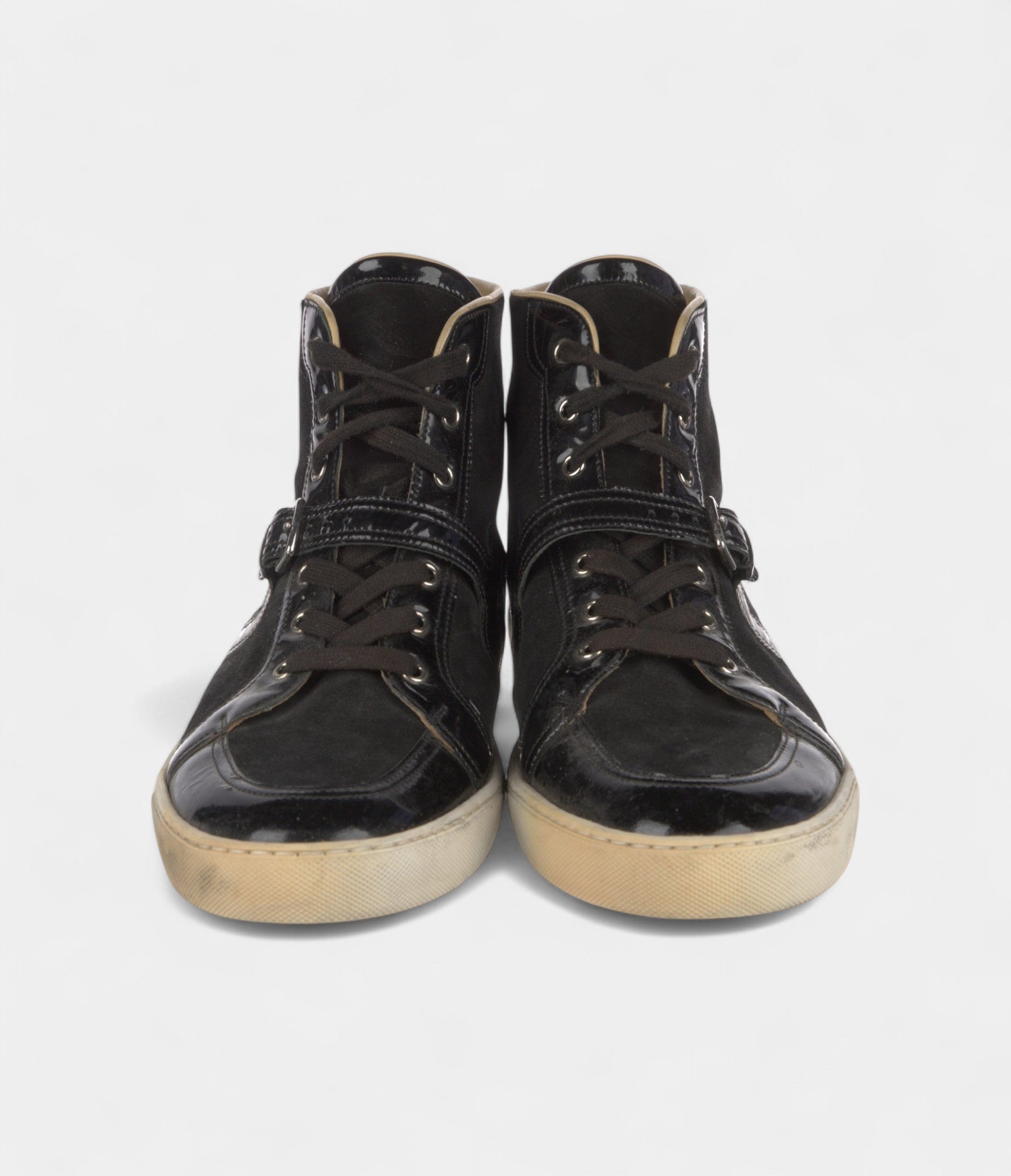 HMMen's Quantum Sneakers Futuristic Design Meets Timeless Craftsmanship