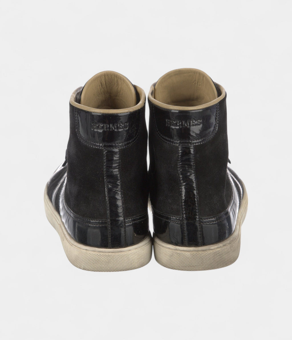 HMMen's Quantum Sneakers Futuristic Design Meets Timeless Craftsmanship