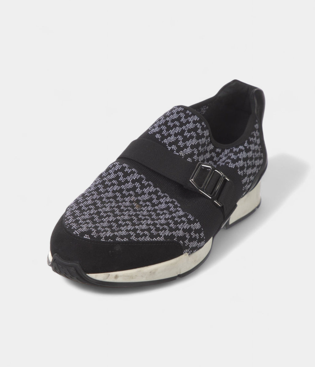 HMMen's Run Sneakers Speed Comfort And Timeless Elegance