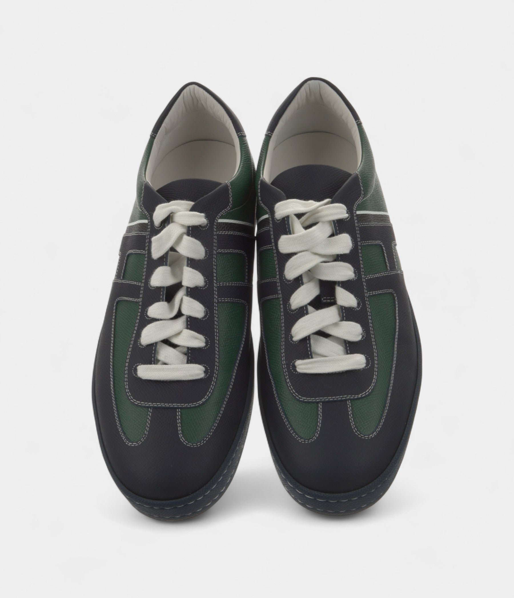 HMMen's Sneakers Epsom Boomerang w/ Tags