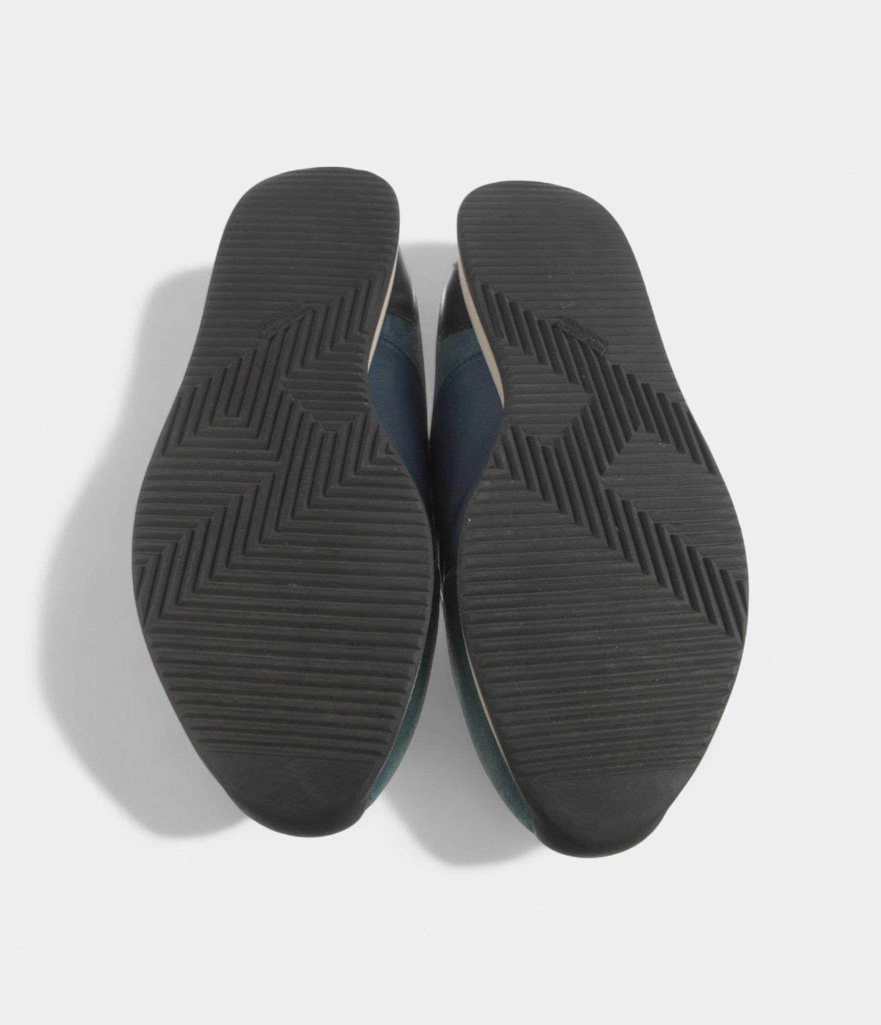 HMMen's Sneakers Goal