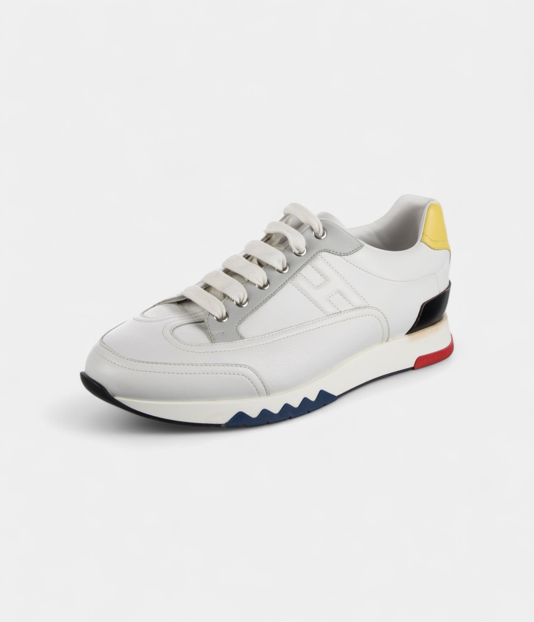 HMMen's Sneakers Trail