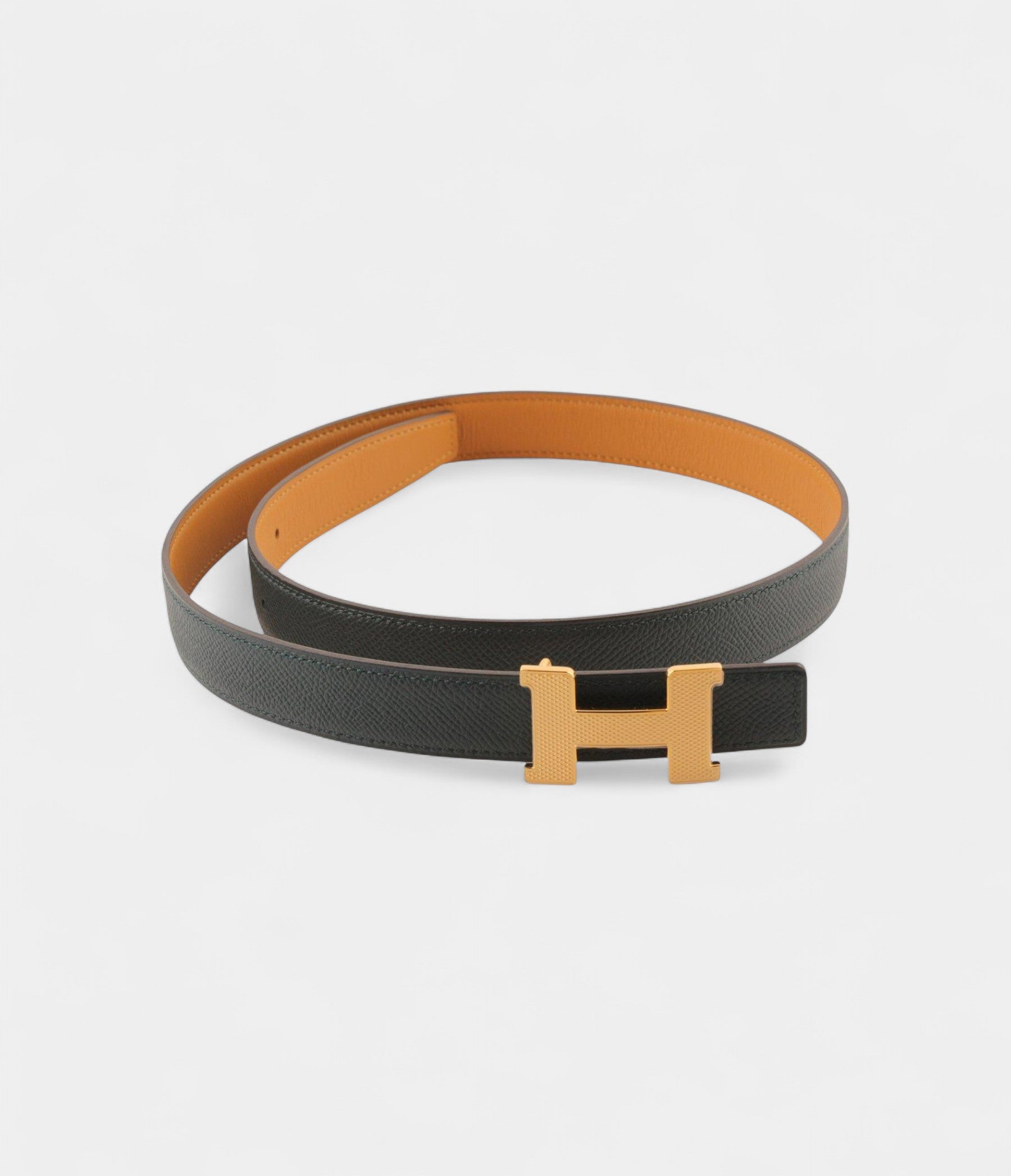 HMMini Constance Guillochée Belt Fusion of Elegance and Versatility