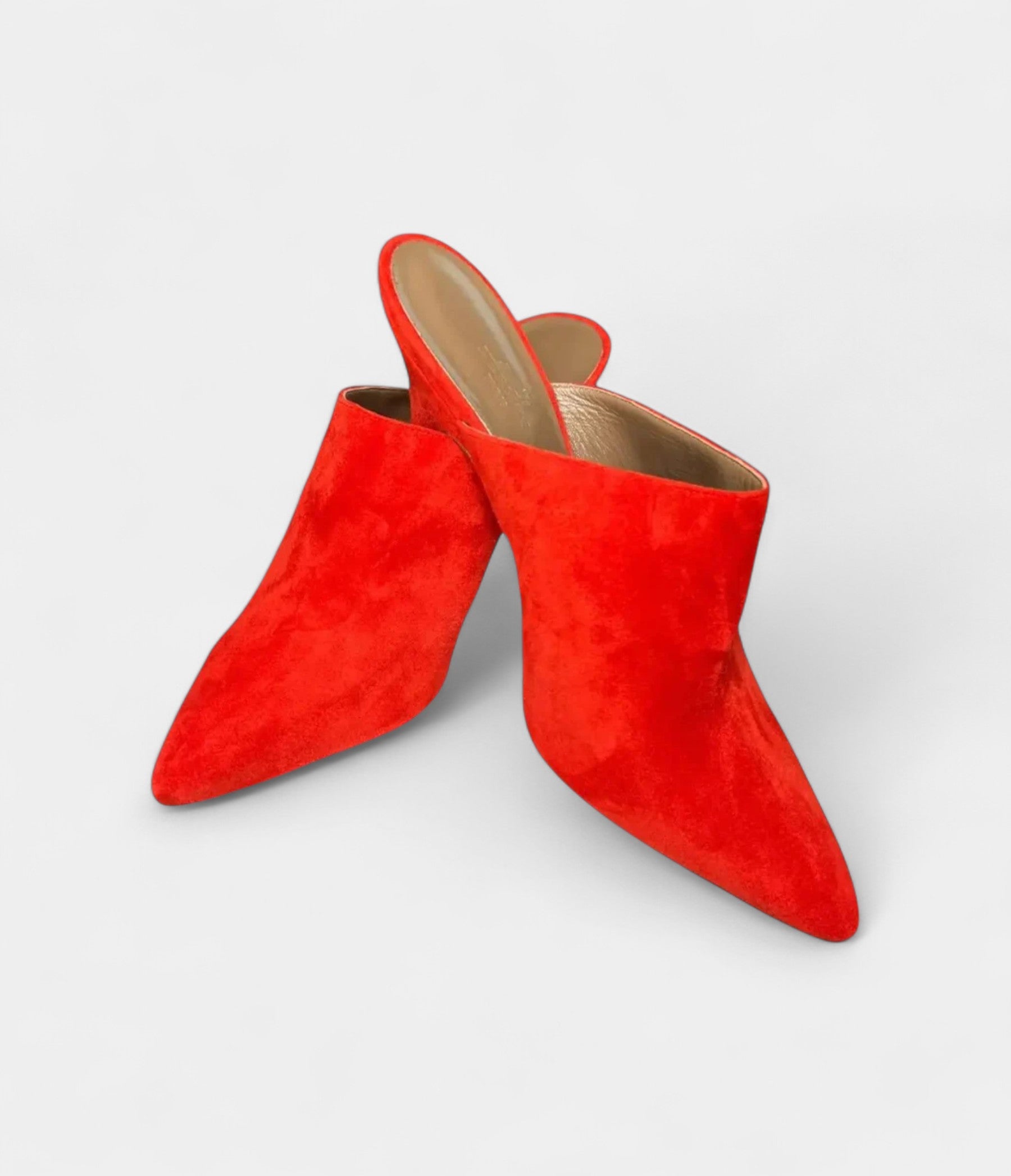 HMMules & Clogs Effortless Luxury for the Discerning
