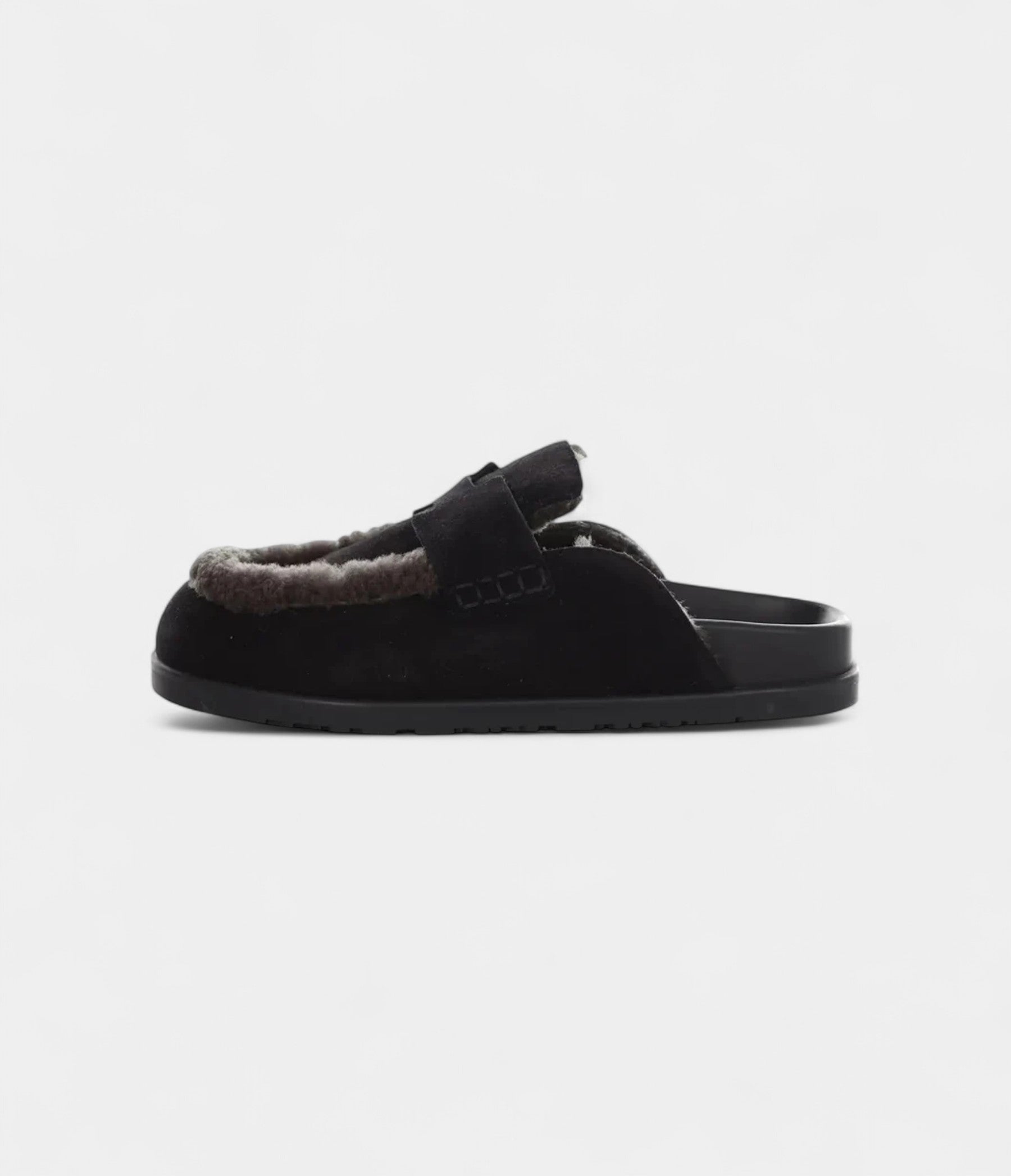 HMMules & Clogs: Quiet Luxury, Effortless Style