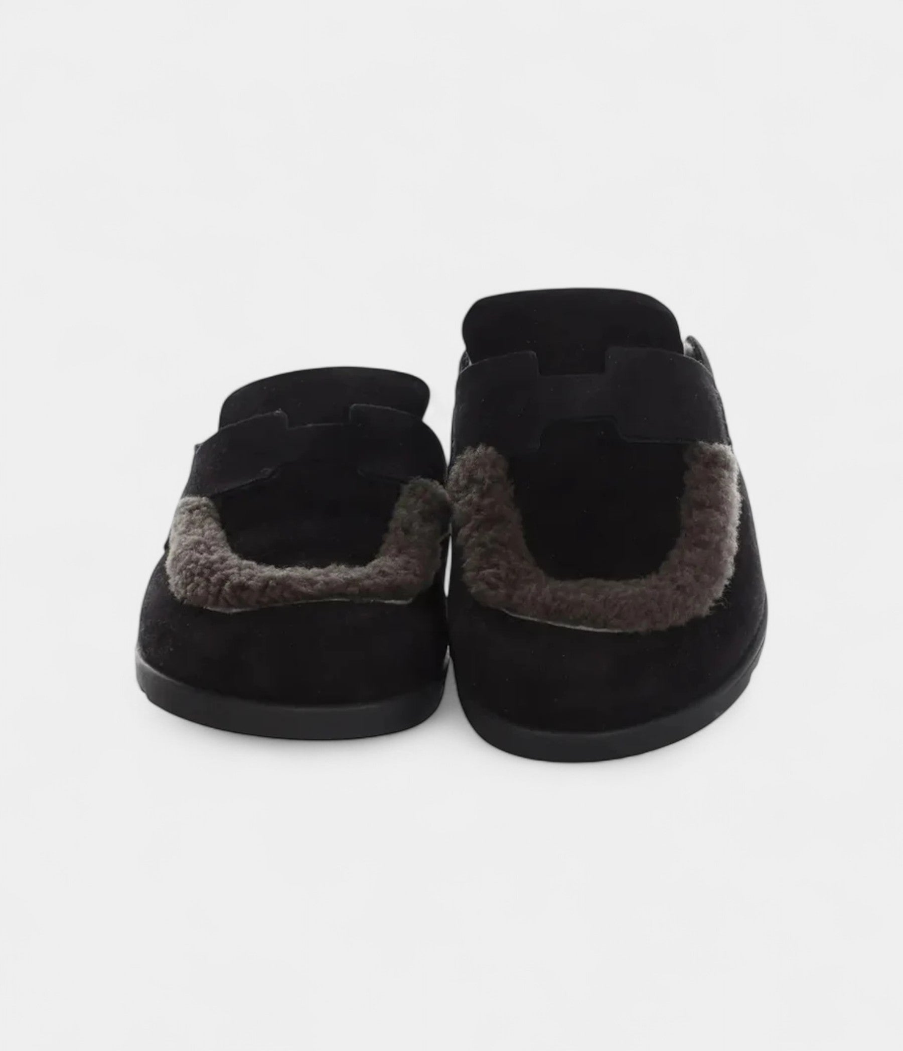 HMMules & Clogs: Quiet Luxury, Effortless Style