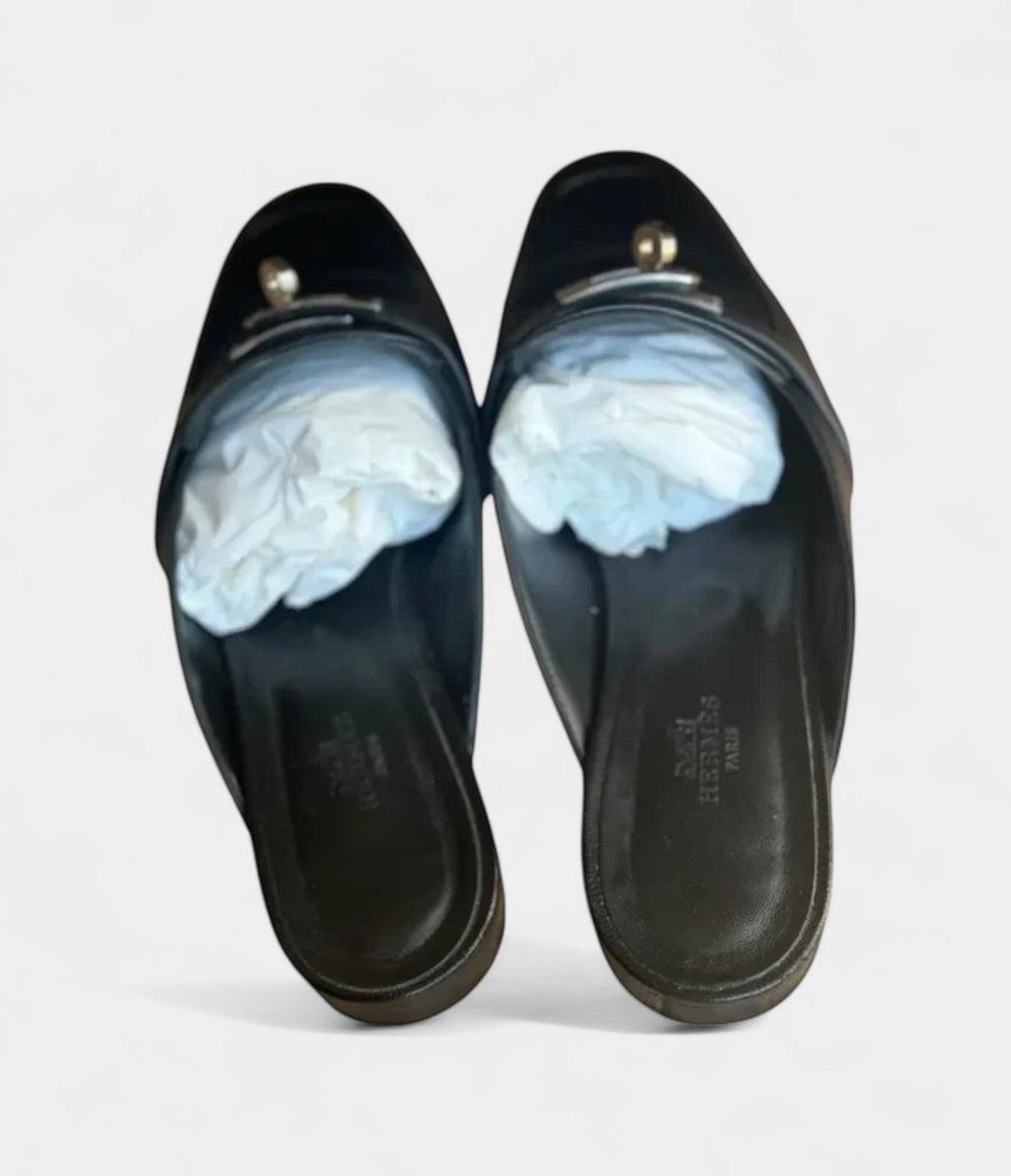 HMOz Leather Mules & Clogs Bold Sophistication Meets Everyday Ease