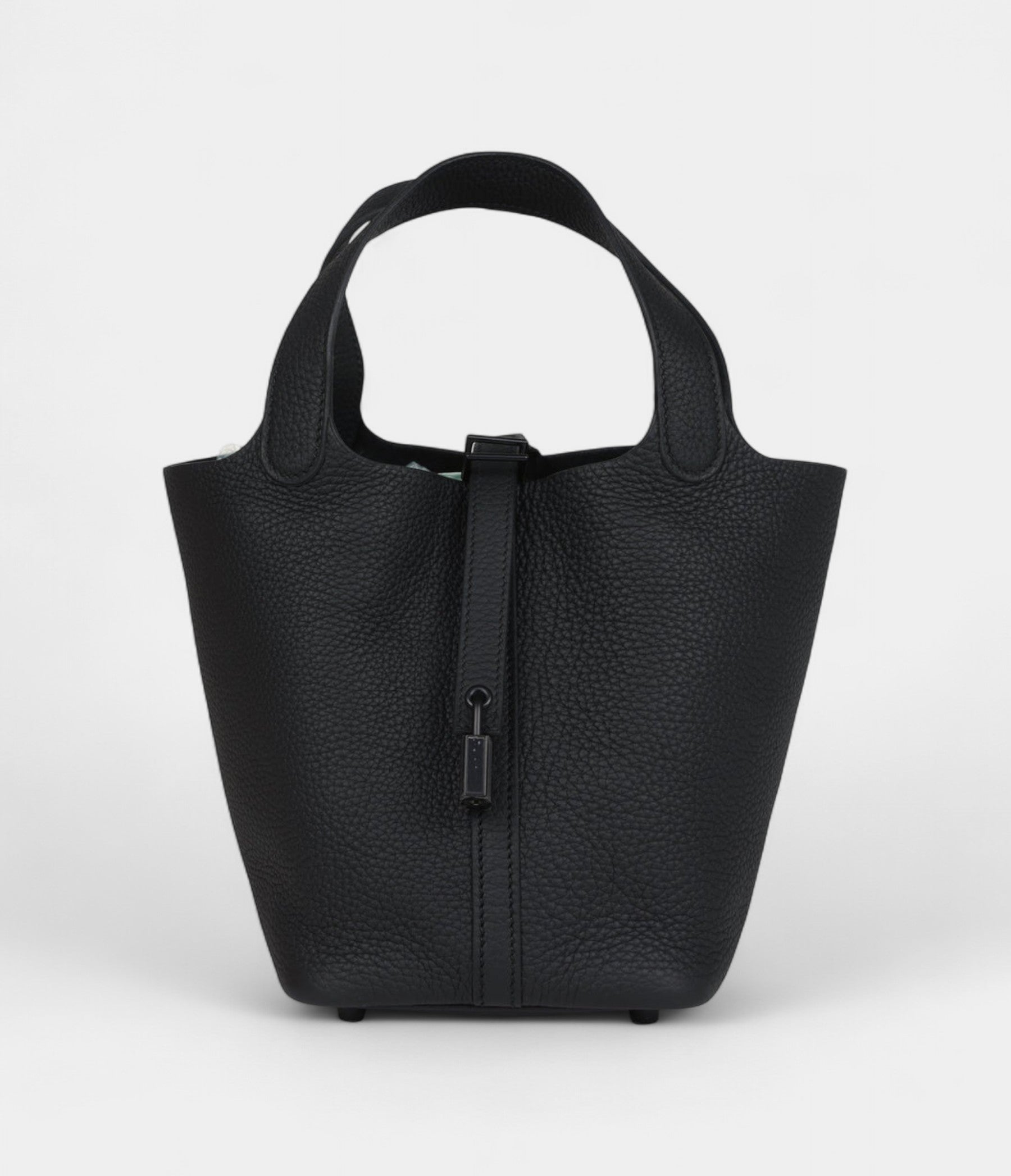 HMPicotin Lock 18 Monochrome Black Clemence Black Hardware