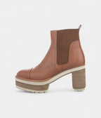 HMPunchy Leather Chelsea Boots Sleek Definition Effortless Edge