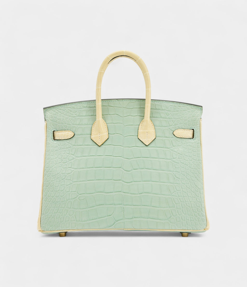 HMVert-D'eau and Vanille Matte Alligator BK 25 Brushed Gold Hardware