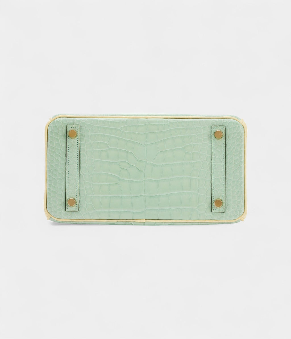 HMVert-D'eau and Vanille Matte Alligator BK 25 Brushed Gold Hardware