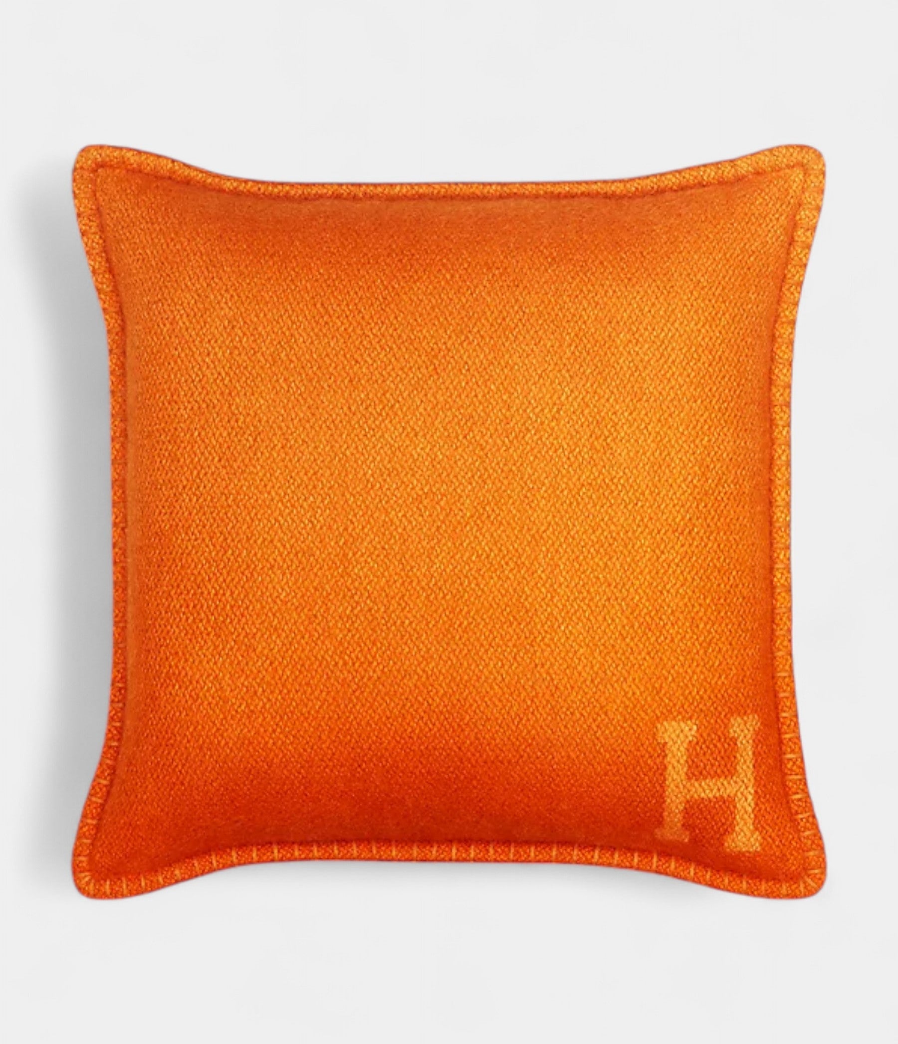 HMYack'n'Dye Pillow Artisanal Luxury in Hand-Spun Tibetan Yak Wool