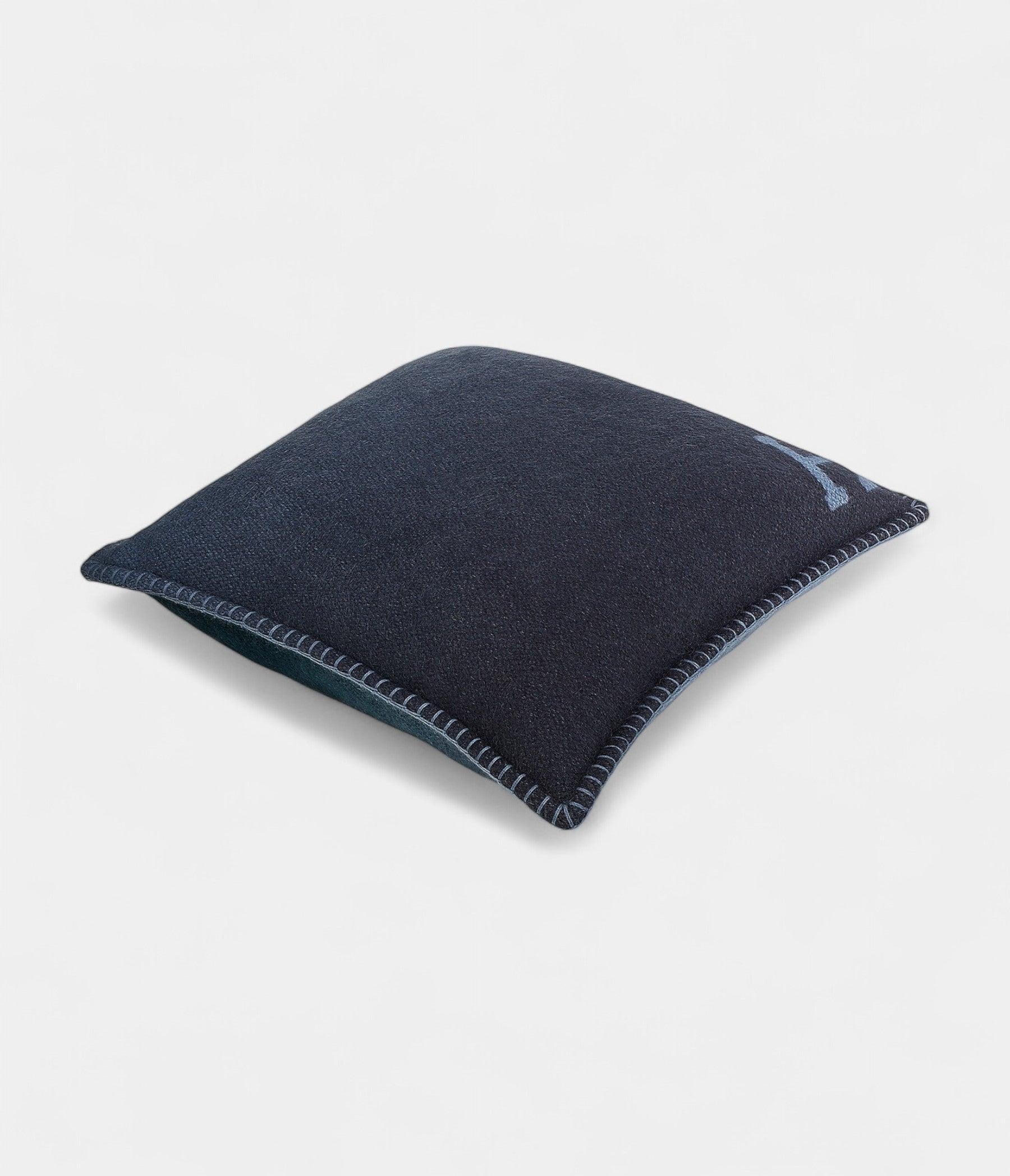 HMYack'n'Dye Pillow Artisanal Luxury in Hand-Spun Tibetan Yak Wool