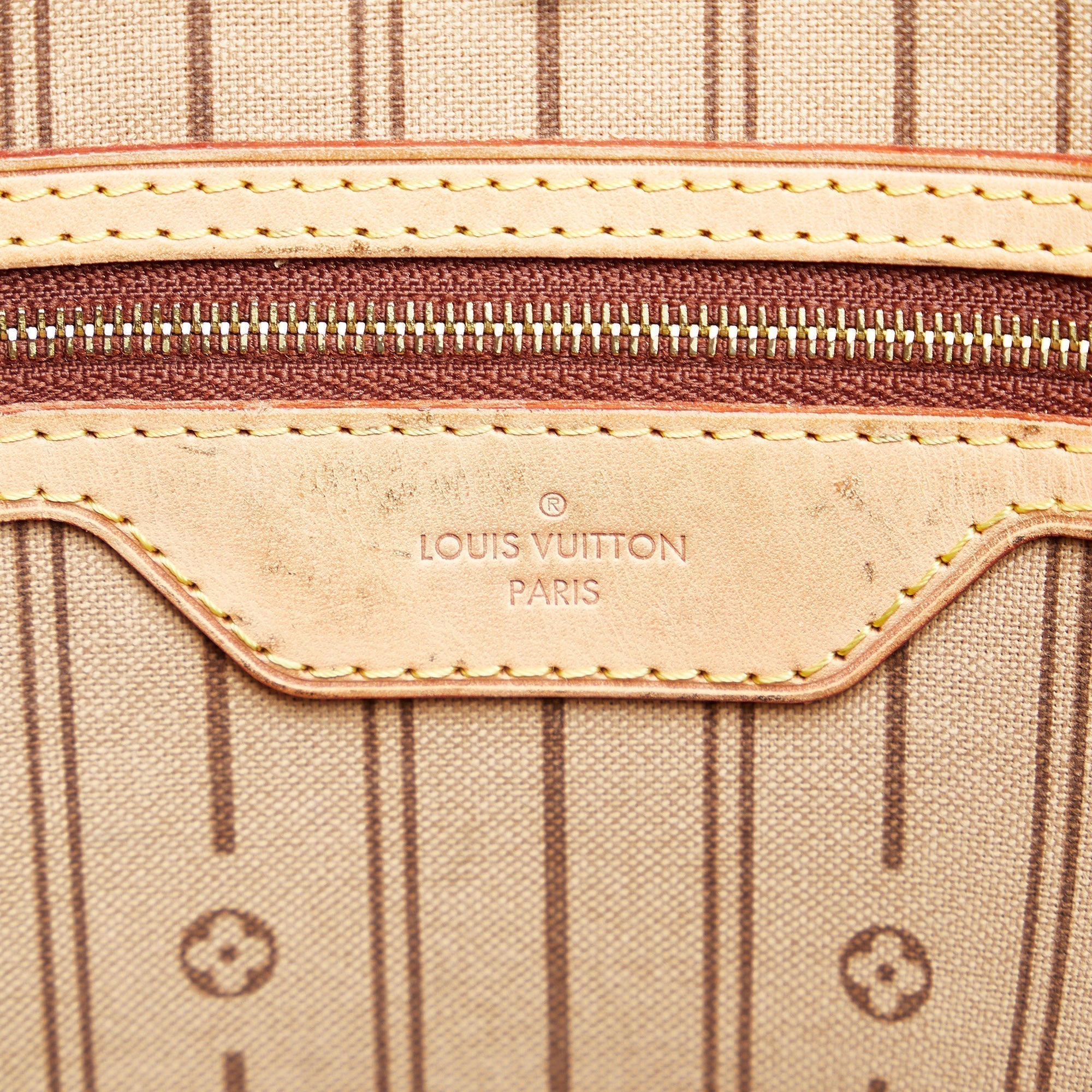 LO-LV bags 2099