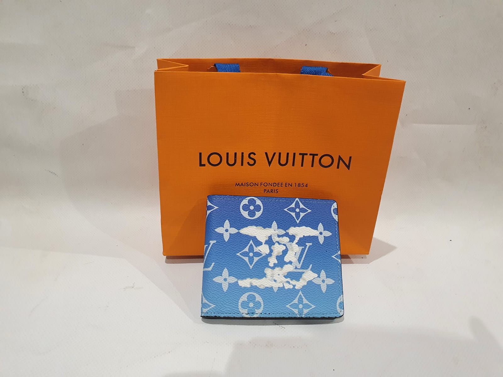 LO-LV bags 2915