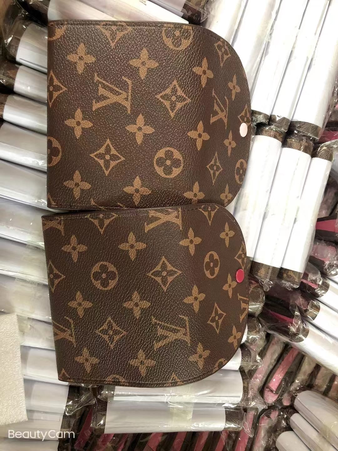 LO-LV bags 2917