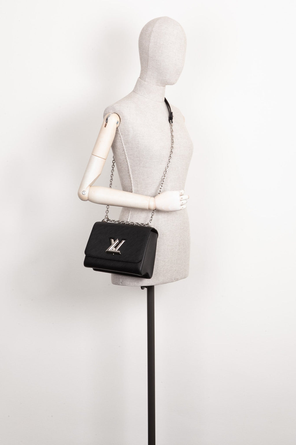 LO-LV bags 2630