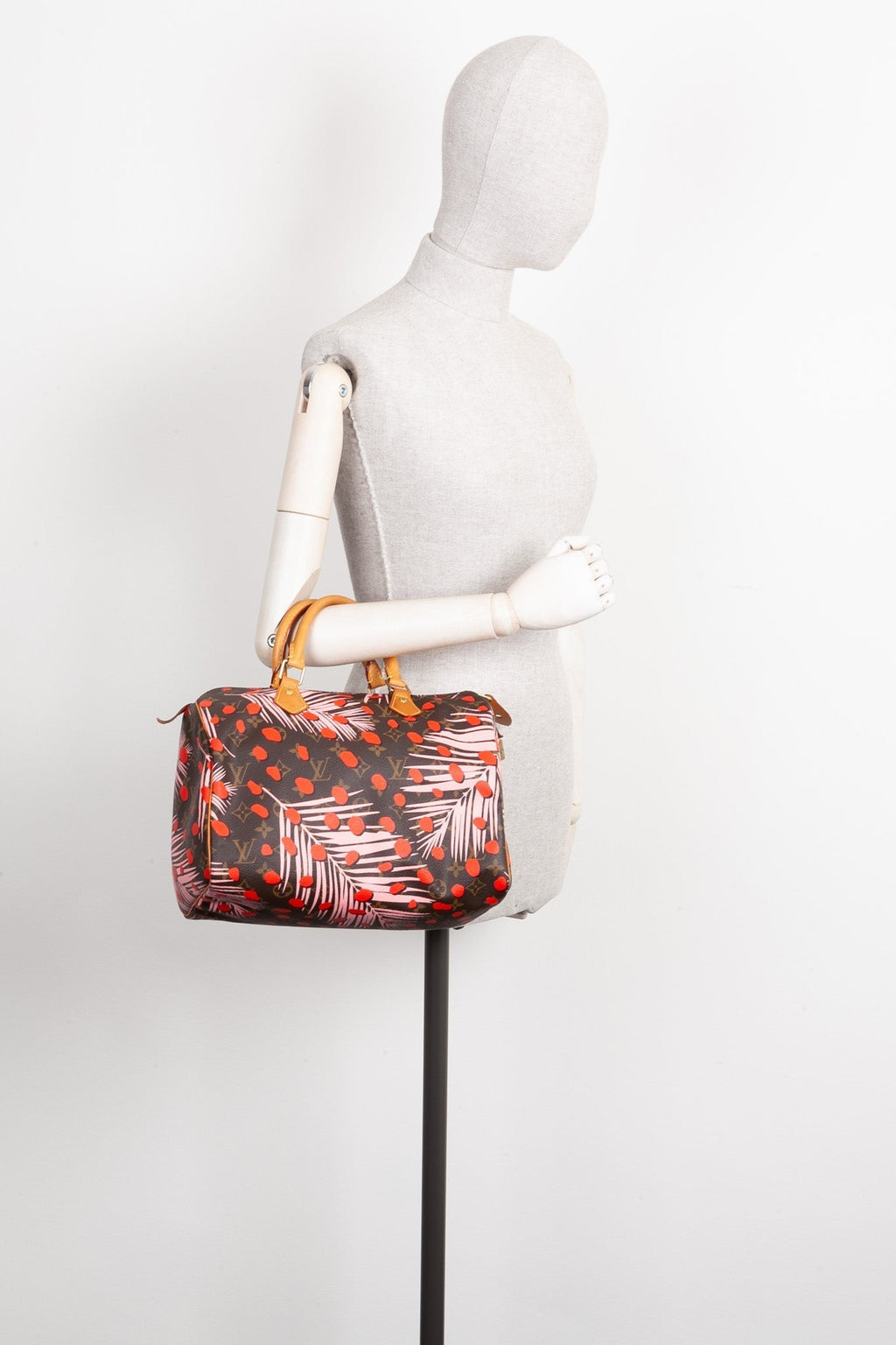 LO-LV bags 6893