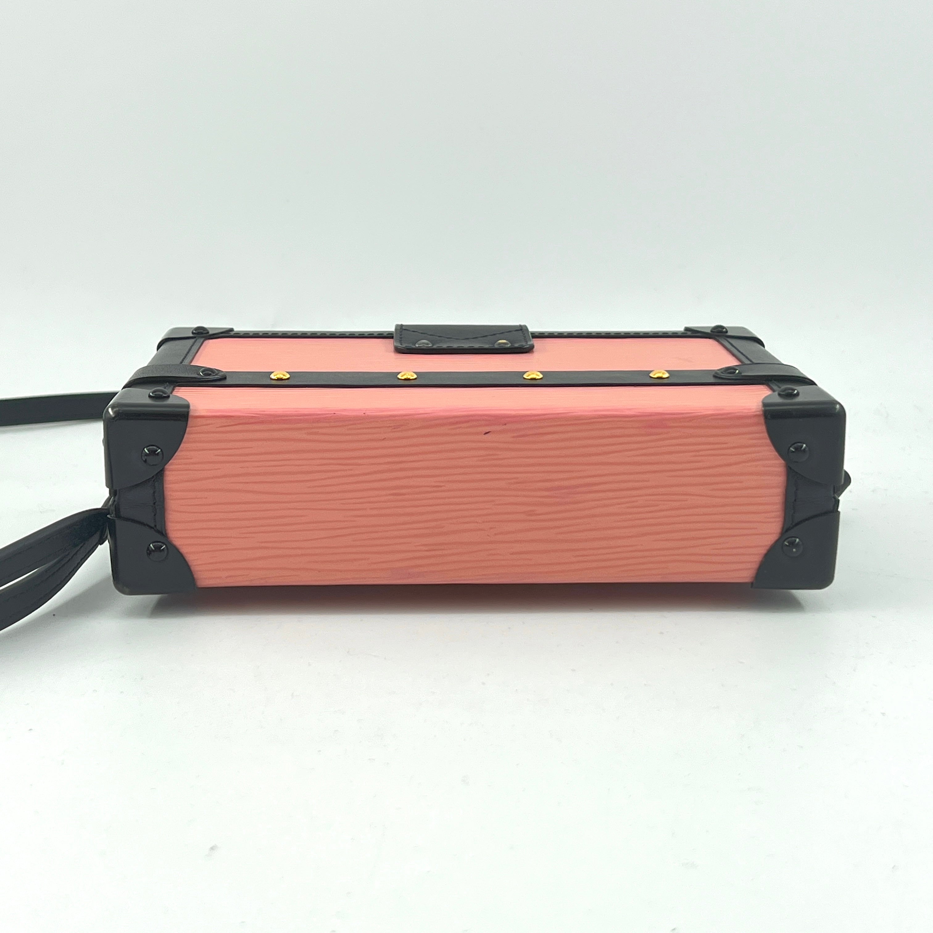 LO-LV bags 7077