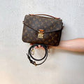 Pochette Metis