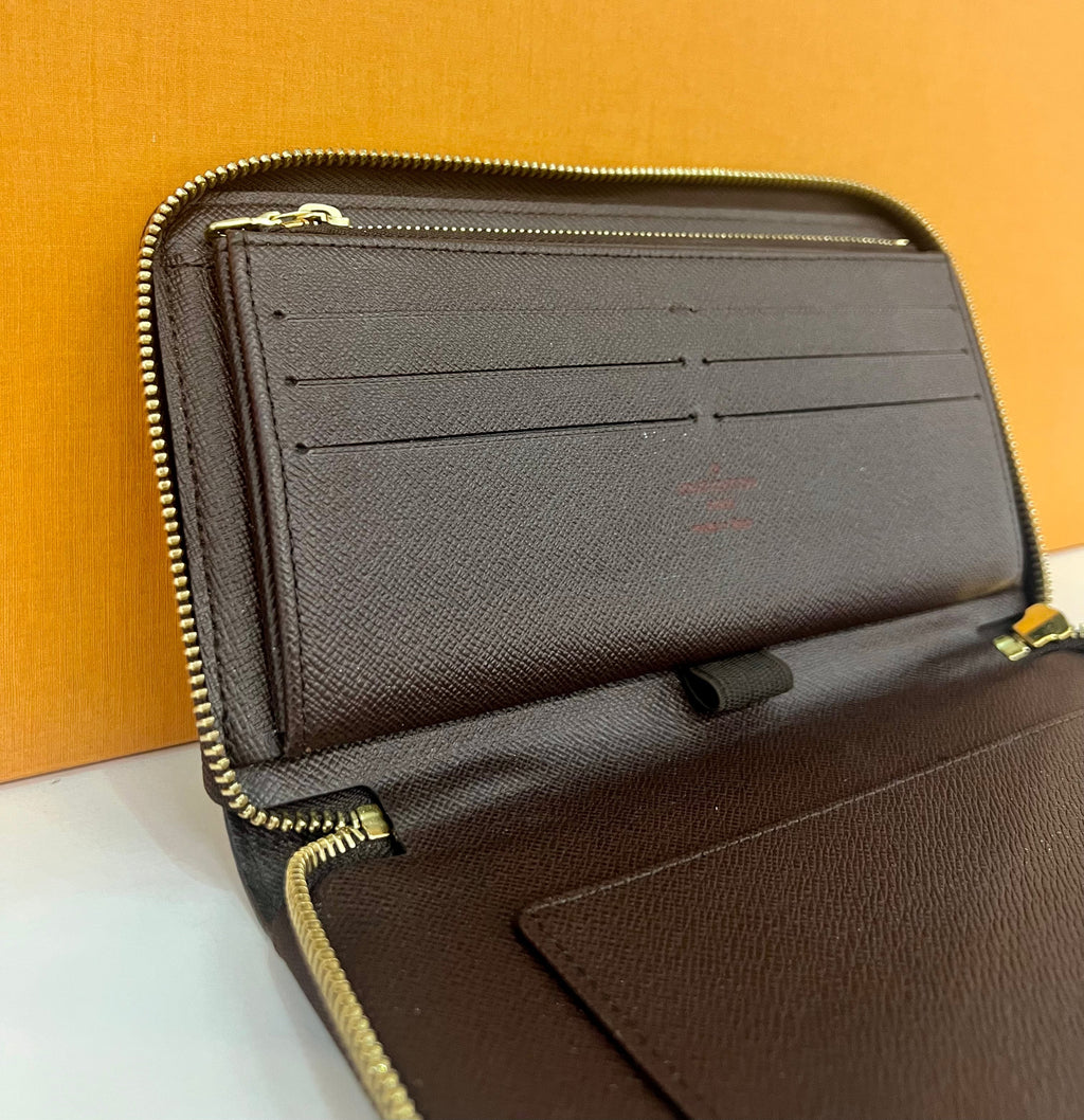 Zippy Organizer
