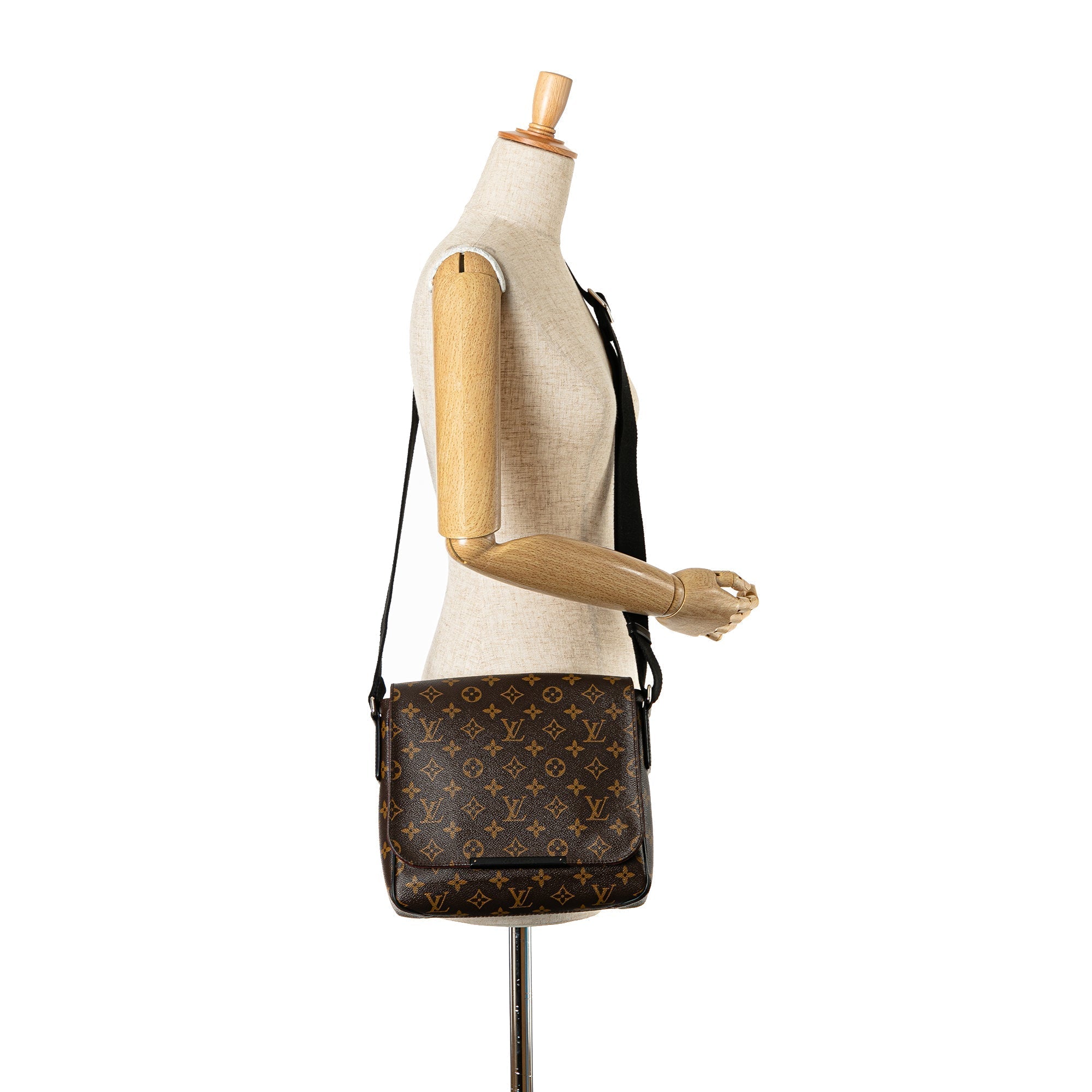 LO-LV bags 4922