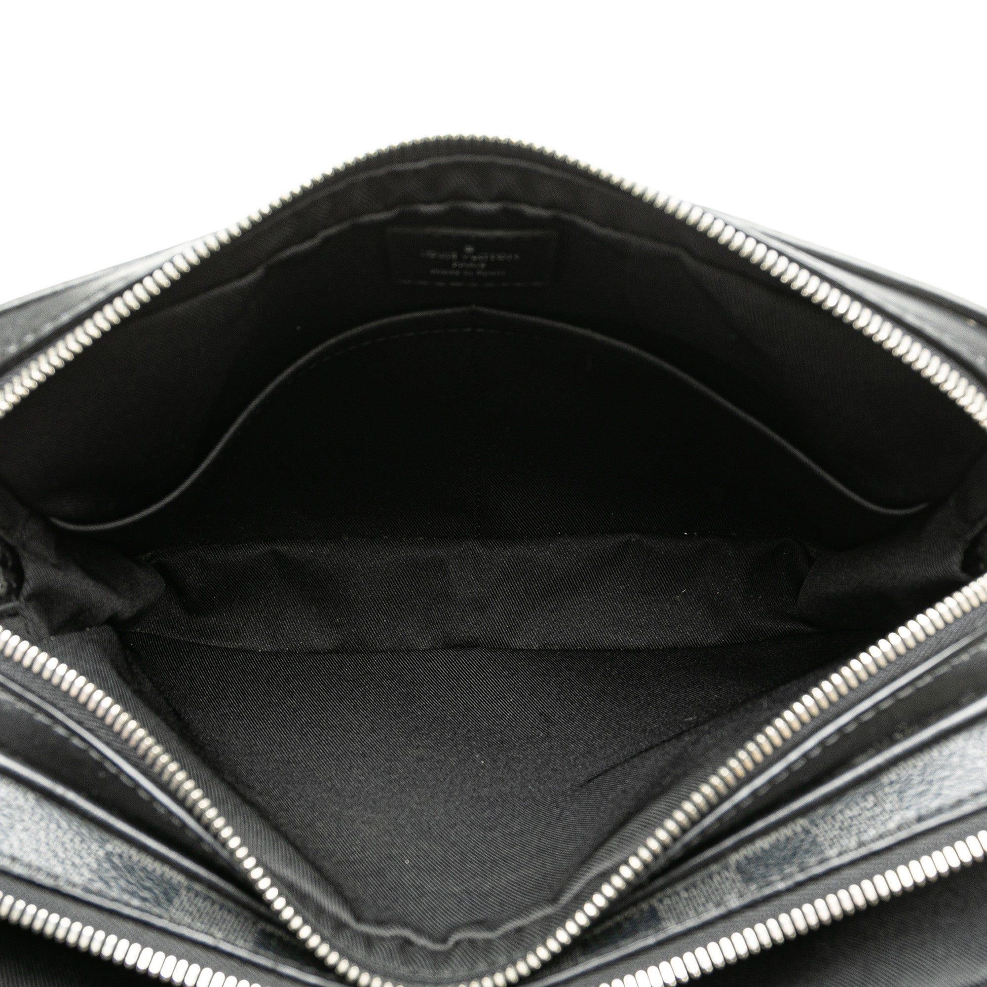 LO-LV bags 4735