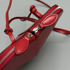 le coeur red calfskin shouder bag
