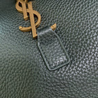 LE 5 À 7 BEA IN GRAINED LEATHER BLACK