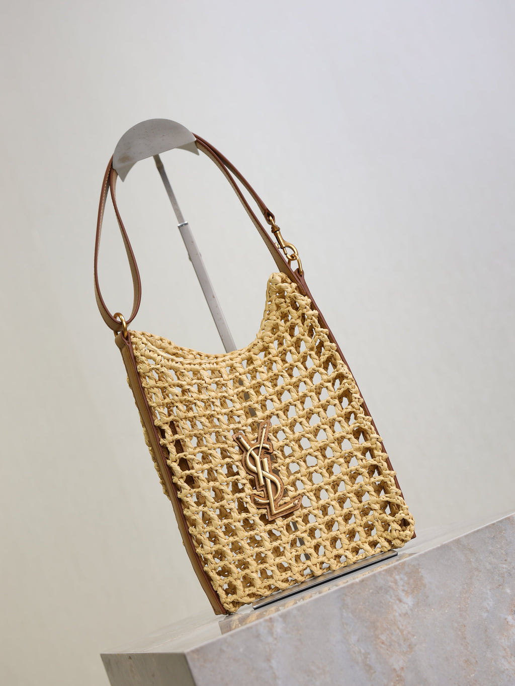 OXALIS 25  IN RAFFIA CROCHET AND LEATHER  BROWN