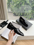 CC MOCCASINS BLACK PATENT CALFSKIN GHW