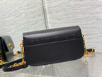 MONTAIGNE AVENUE 23 BAG IN BLACK CALFSKIN