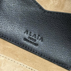 LE TECKEL SHOULDER BAG 32 BLACK CALFSKIN