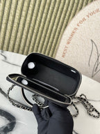 25P VANITY 17 CAVIAR WITH HANDLE METAL IN BLACK CALFSKIN SILVER HARDWARE