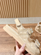 DAD SANDALS IN BEIGE QUILTED CALFSKIN