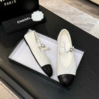 MARY JANE IN WHITE QUILTED LAMSKIN