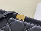 CHAIN CLUTCH 27 BAG IN BLACK LAMBSKIN