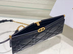 CHAIN CLUTCH 27 BAG IN BLACK LAMBSKIN