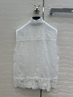 SLEEVELESS BLO IN WHITE LINEN LACE TRIM AND NECK TIE