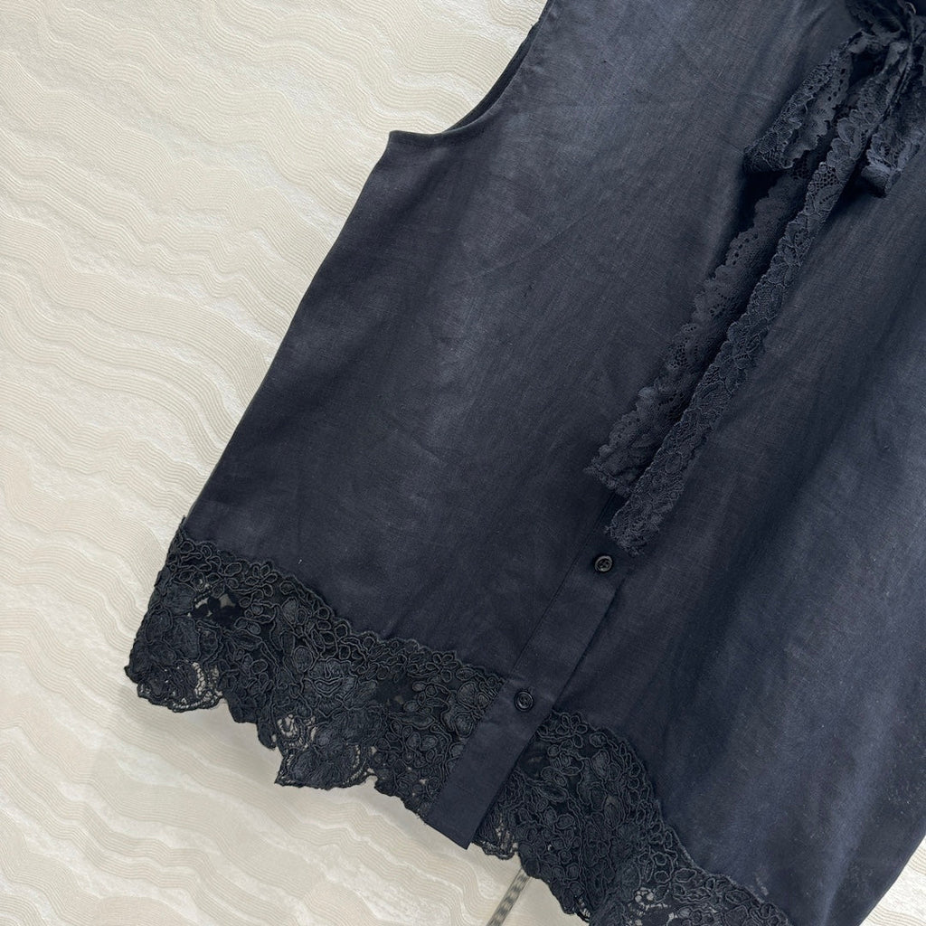SLEEVELESS BLO IN BLACK LINEN LACE TRIM AND NECK TIE
