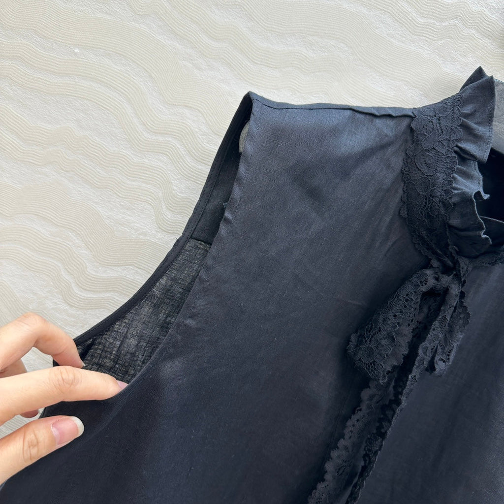 SLEEVELESS BLO IN BLACK LINEN LACE TRIM AND NECK TIE