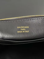 RODEO SHOULDER BAG 22 IN BLACK CALFSKIN GOLD HARDWARE