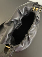 FF MAMMA BAGUETTE 16 IN BLACK CALFSKIN