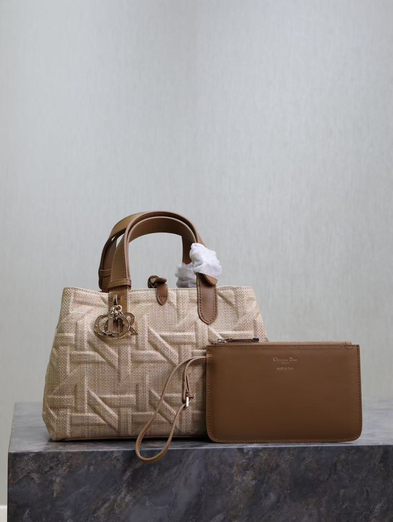 CD Toujours Medium Tote Bag 28cm Brown Coconut Fiber Weaving Paired with Cowhide