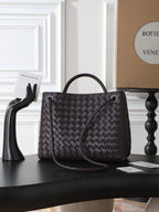 BV MEDIUM ANDIAMO 32CM DARK BROWN CHOCOLATE LAMBSKIN