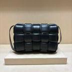 BV CROSSBODY BAG IN BLACK  LAMBSKIN