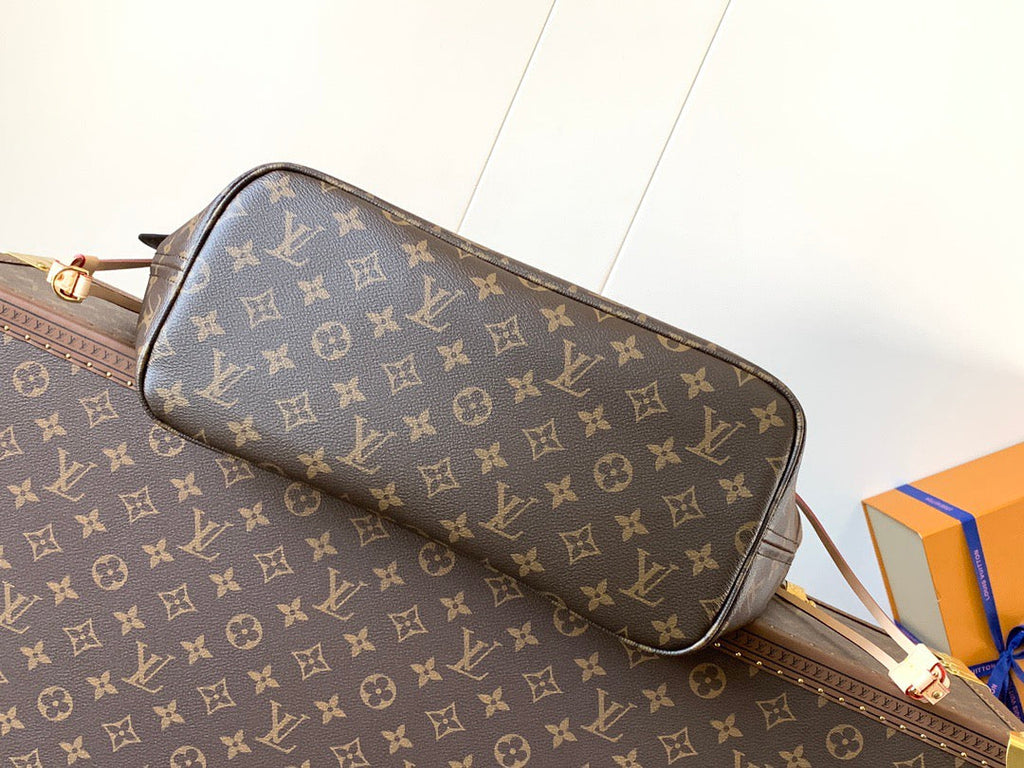 Louis Vuitton Neverfull MM Tote Bag Brown Monogram Canvas with Cowhide