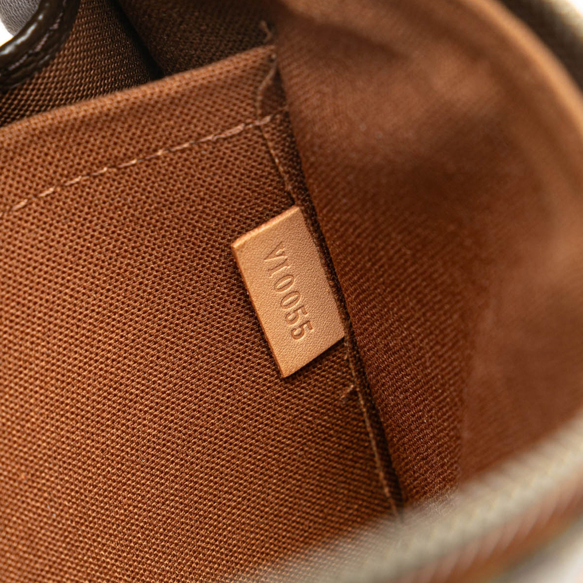 LO-LV bags 4260