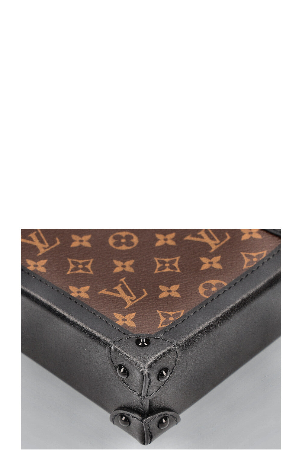 LO-LV bags 2585