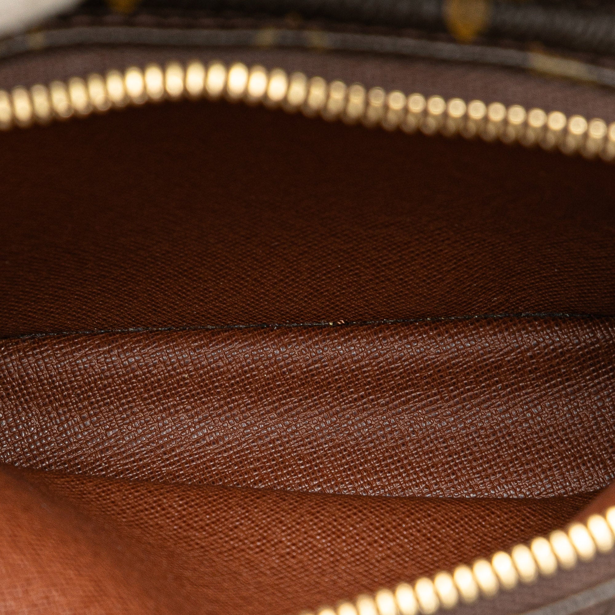 LO-LV bags 4775